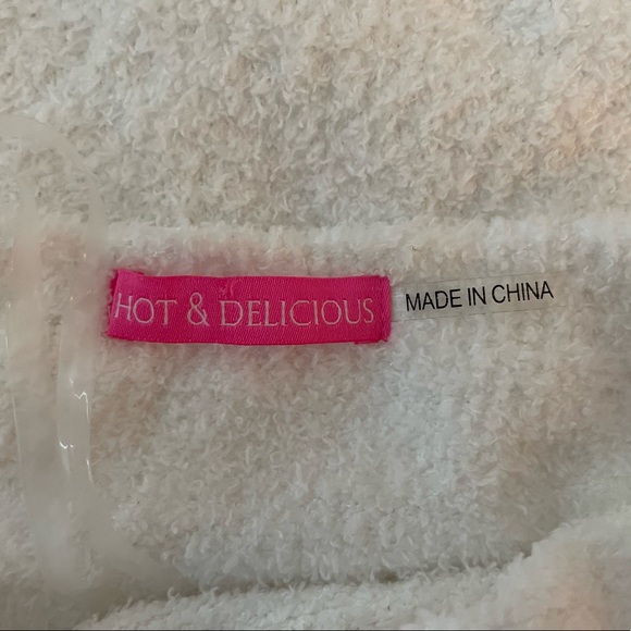 Must go before Jan 7th! Dolls Kill Fuzzy Halter Top & Skirt Set Size S - Picture 4 of 4